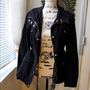 🧥🧥Black Love tree parka jacket with gold buttons